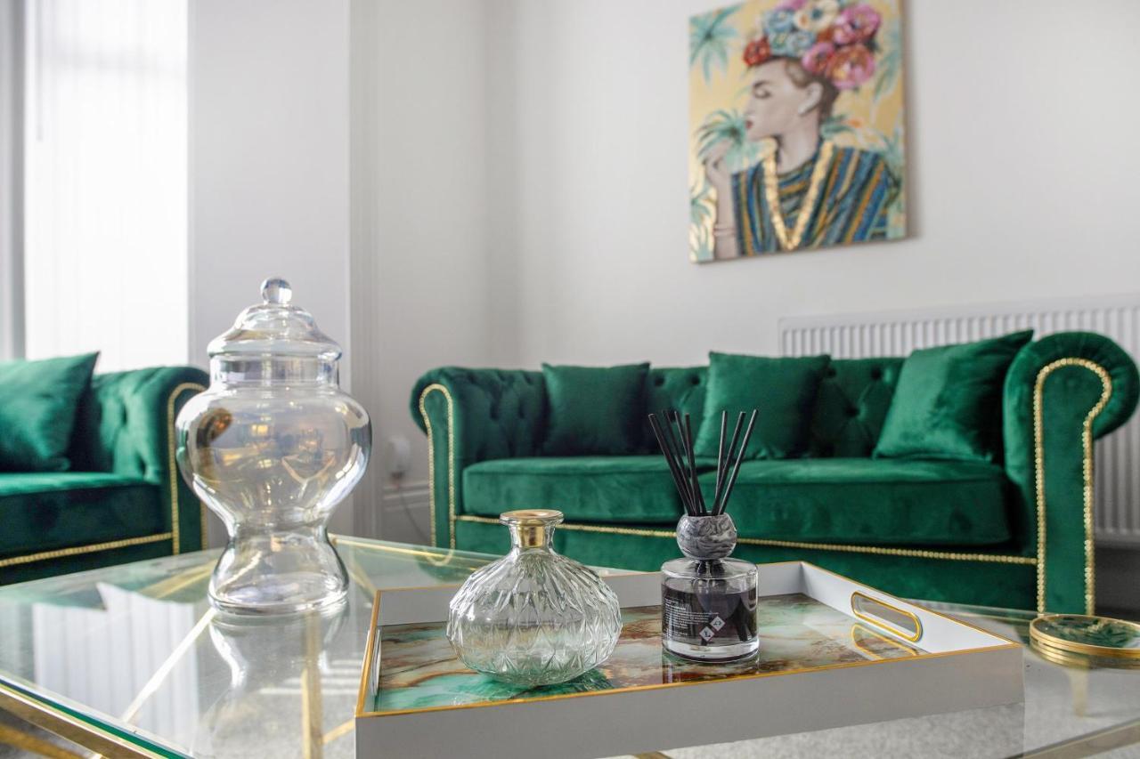 Stunning 4-Bedroom, 2 Bathrooms In Sunderland Sunderland  Kültér fotó